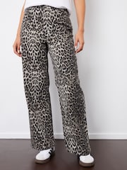 Threadbare Brown Animal Print Petite Wide Leg 100% Cotton Jeans - Image 1 of 4
