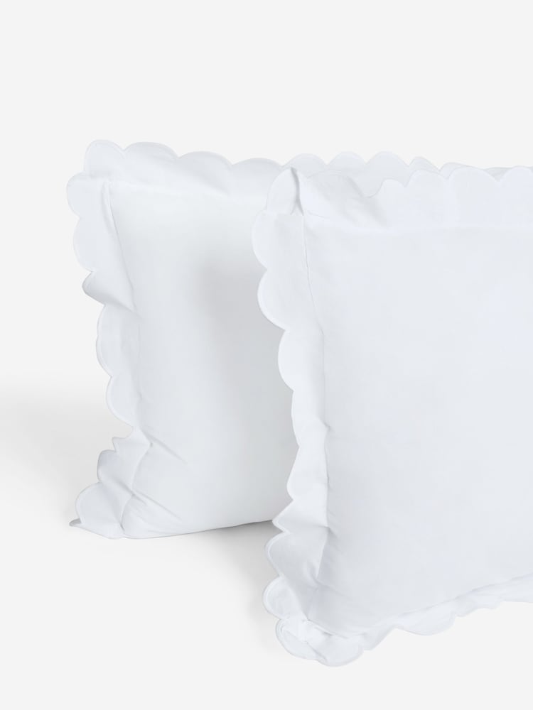 Set of 2 White 200 Thread Count Scallop Pillowcases - Image 3 of 3