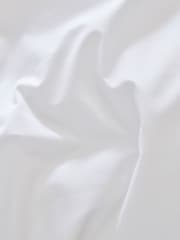 200 Thread Count Scallop Duvet Cover and Pillowcase Set - Imagem 5 de 6