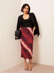 Friends Like These Red Printed Mesh Maxi Skirt - Image 2 of 4