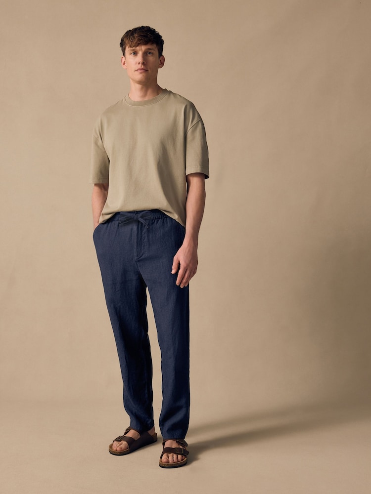 Azul marino - Ajuste tapered regular - Pantalones de lino 100 % con cordón elástico - Imagen 2 de 12 Azul marino - Ajuste tapered regular - Pantalones de lino 100 % con cordón elástico - Imagen 2 de 12