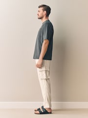 Pedra clara - Signature 100% Linen Cargo Trousers - Imagem 2 de 12