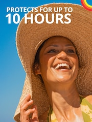 P20 Original SPF 50+ Oil Spray Suncream 200ml - Image 4 of 10