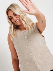 Yours Curve Natural Knitted Pocket Vest - Image 4 of 5
