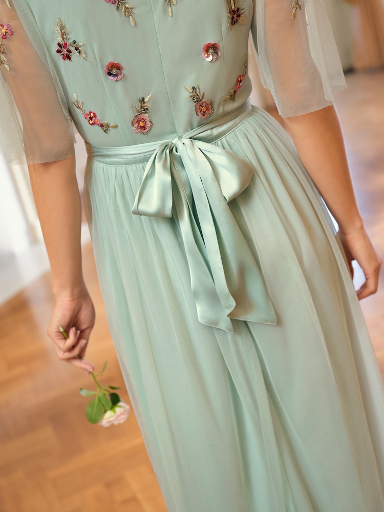 Love & Roses Green Embroidered Angel Sleeve Maxi Dress - Image 3 of 4