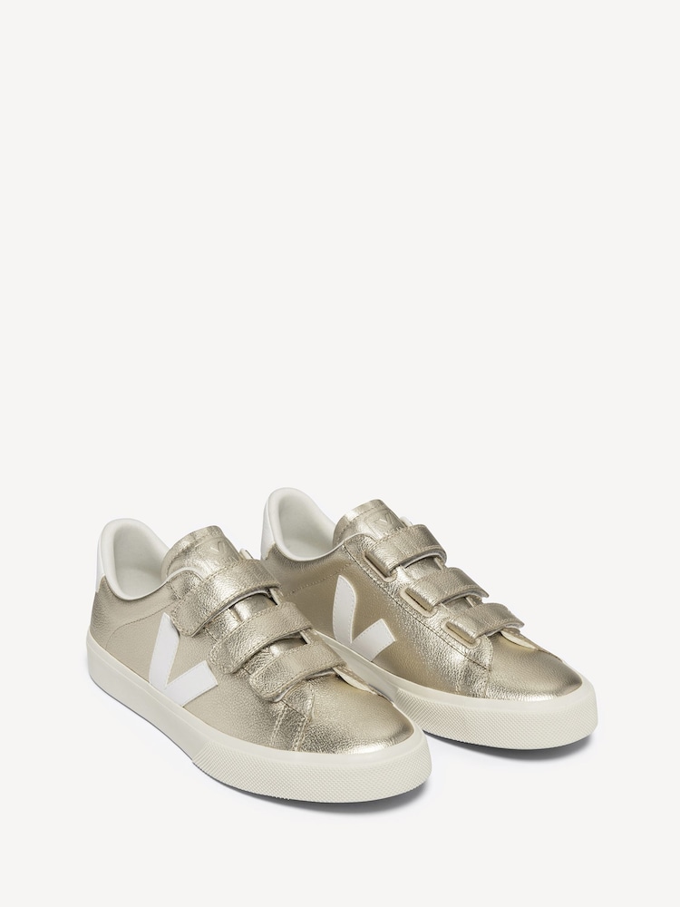 Veja Gold Recife Trainers - Image 2 of 3