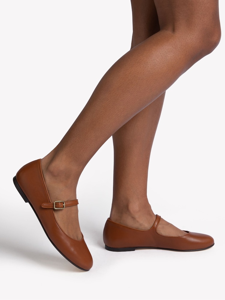 Penelope Chilvers Natural Fay Leather Mary Jane Shoes - Image 5 of 5