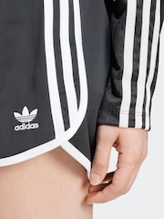 adidas Originals 3-Stripe Sprinter Shorts - Изображение 5 из 6