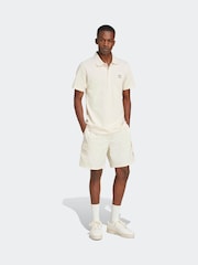 beis - adidas Originals Trefoil Essentials Woven Cargo Shorts - Imagen 2 de 6