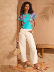 Love & Roses Green Tropical Print Crew Neck Jersey T-Shirt - Image 3 of 4