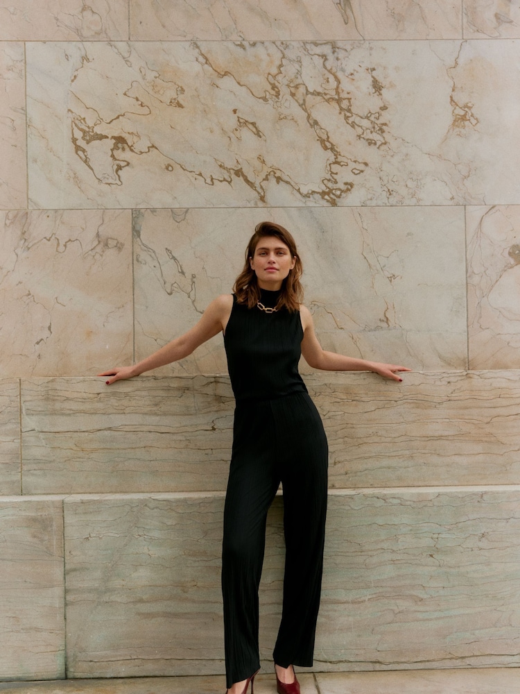 VERO MODA Black Plisse Straight Leg Trousers - Image 1 of 5
