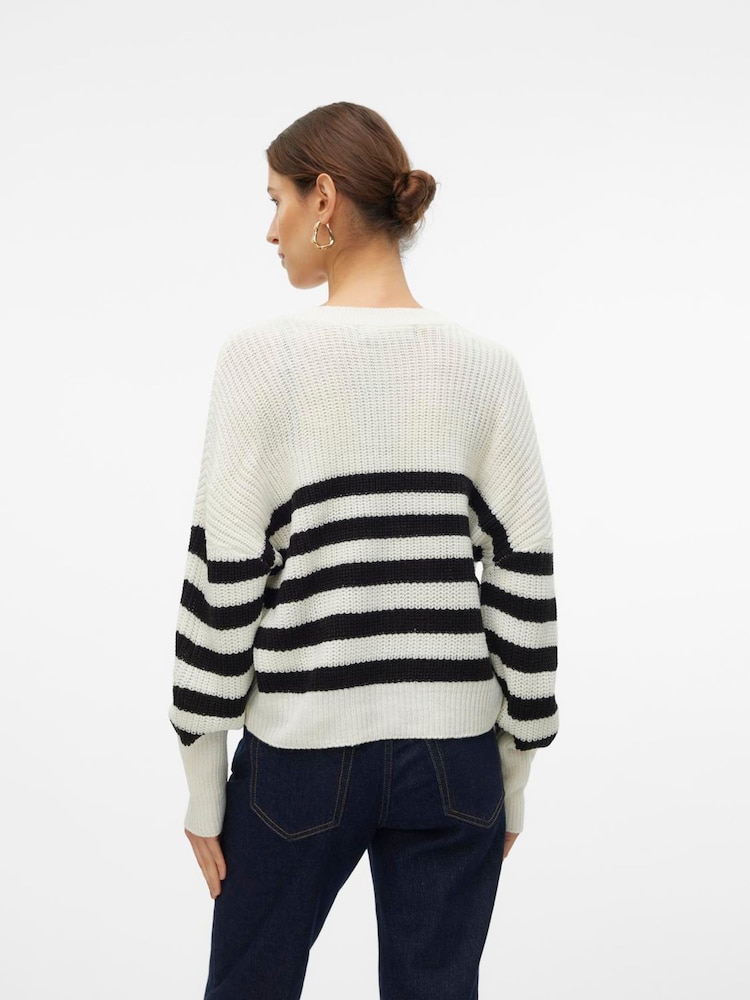 Vero Moda Gumb navzdol Pletena pletena jopa - Slika 2 iz 4 Vero Moda Gumb navzdol Pletena pletena jopa - Slika 2 iz 4
