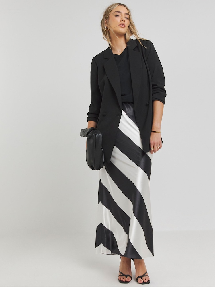 Simply Be Mono Print Satin Maxi Skirt - Image 1 of 4