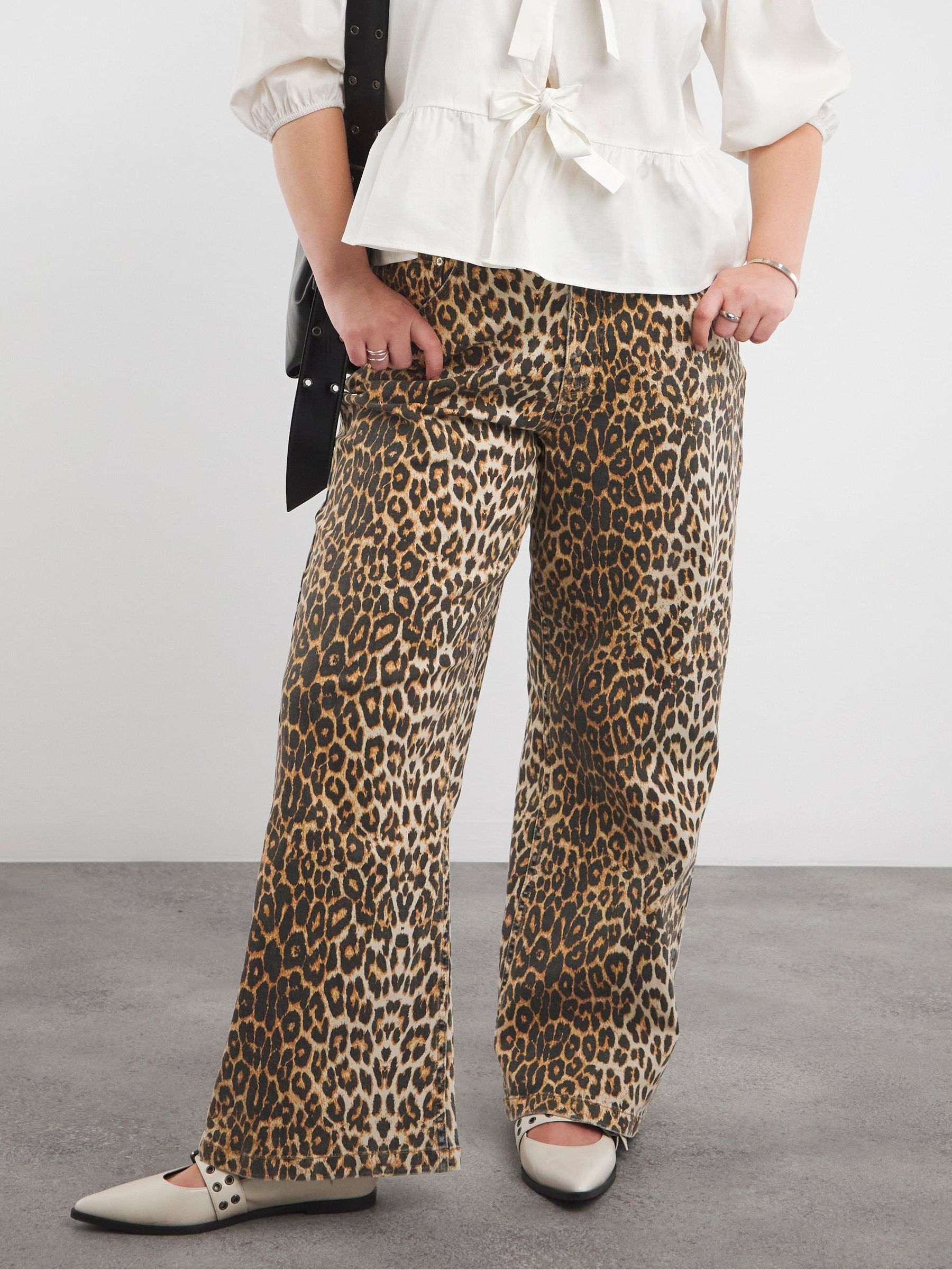beeden LEOPARD PRINT WIDE STRAIGHT PANTS
