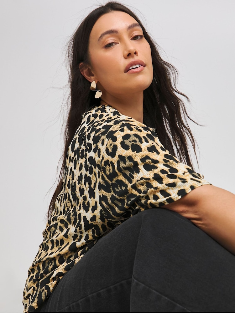 Simply Be Leopard Print Crew Neck T-Shirt - Image 4 of 4