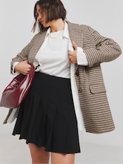 Simply Be Black Belt Detail Pleated Mini Skirt - Image 1 of 4