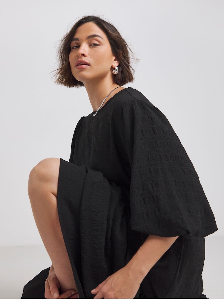 Simply Be Black Textured Tiered Maxi Dress With Pockets - Image 4 of 4