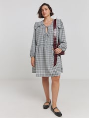 Simply Be Black Checked Collar Bow Front Smock Dress - Image 3 of 4