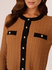 Adrianna Papell Lady Natural Like Col rond Contrast Cable Cardigan Chandail - Image 4 of 7