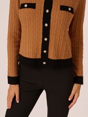 Adrianna Papell Lady Natural Like Col rond Contrast Cable Cardigan Chandail - Image 5 of 7