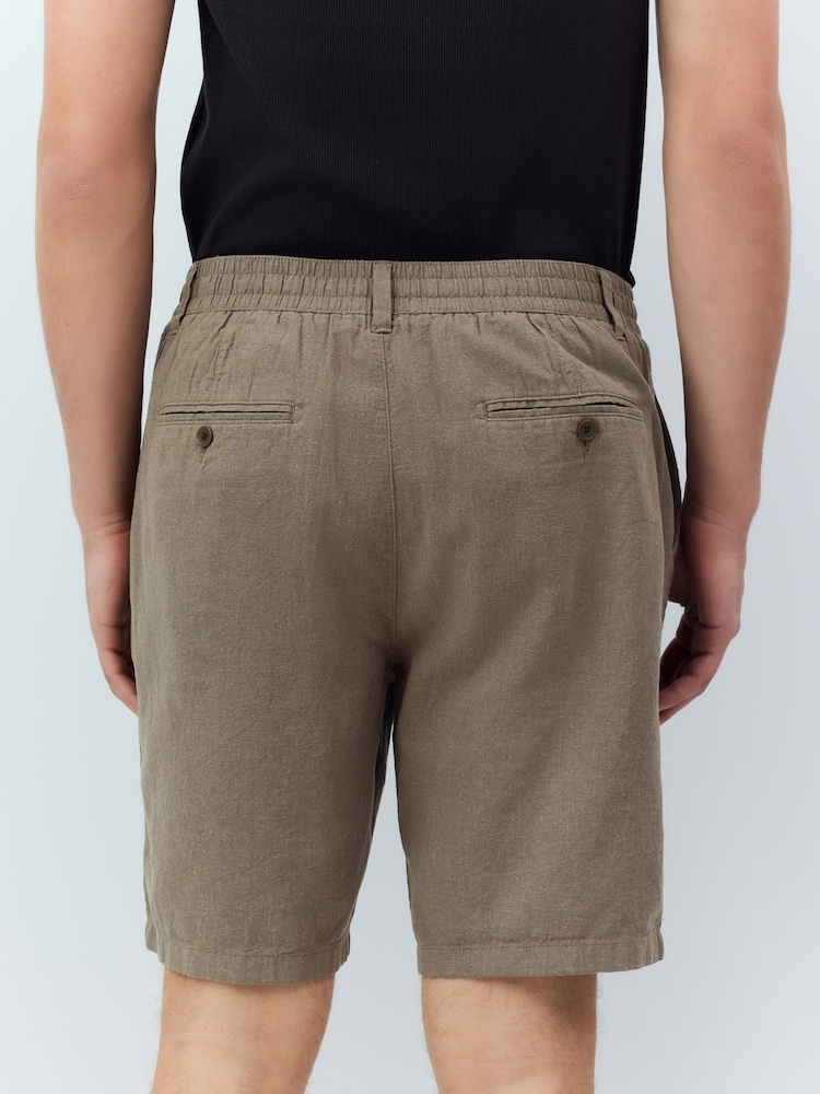 Champiñón - Linen Rich Elasticated Waist Chino Shorts - Imagen 2 de 9 Champiñón - Linen Rich Elasticated Waist Chino Shorts - Imagen 2 de 9