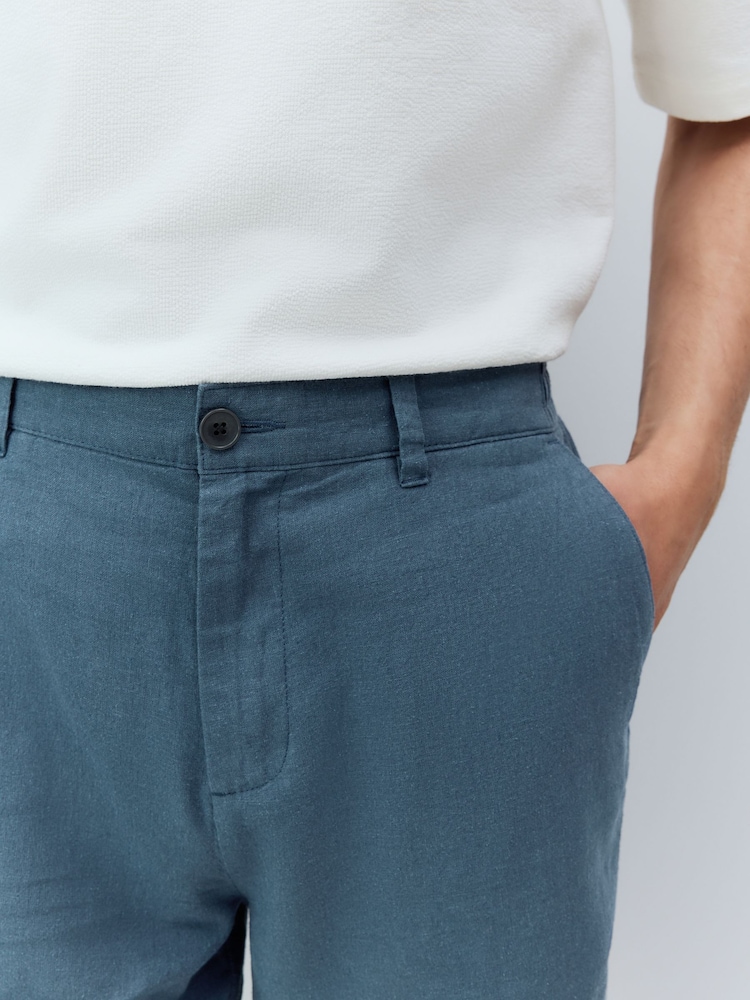 Bleu - Short chino à taille élastique en lin - Image 4 of 5
