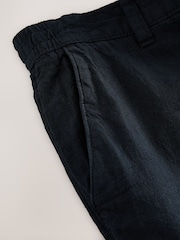 Preto - Shorts chino de cintura elástica rica em linho - Imagem 4 de 5
