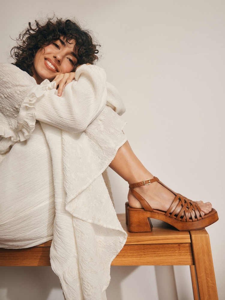 Tan Brown Signature Premium Leather Square Toe Weave Clog Block Heel Sandal Shoes - Image 2 of 4