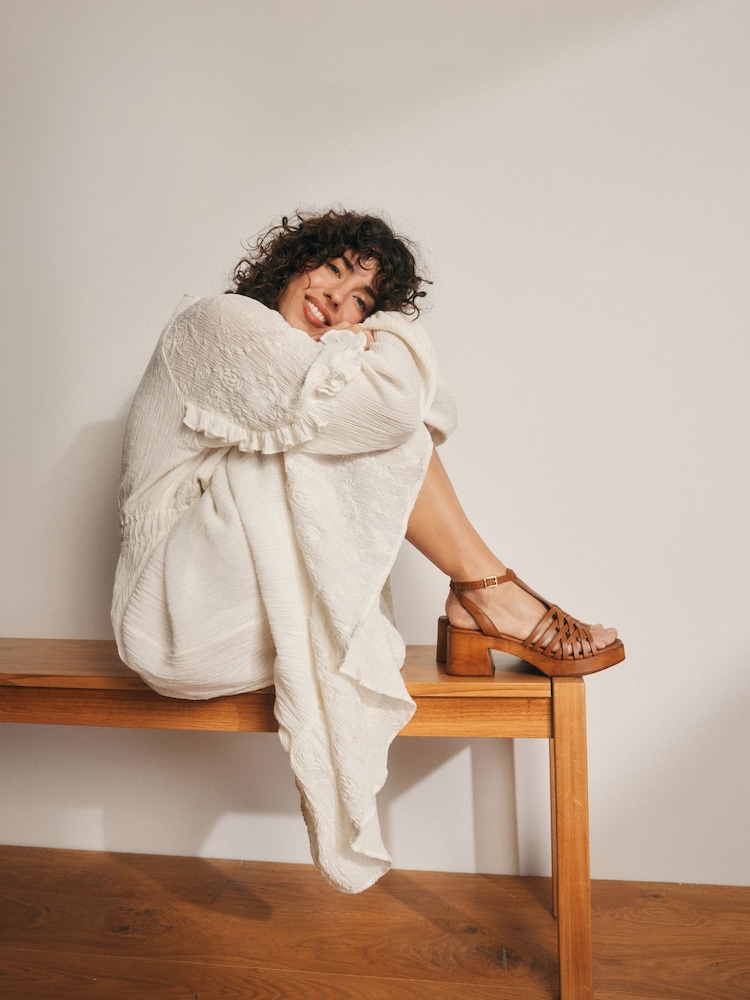 Tan Brown Signature Premium Leather Square Toe Weave Clog Block Heel Sandal Shoes - Image 4 of 4