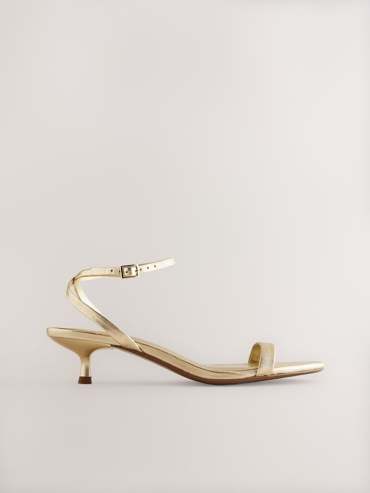Buy Gold Leather Round Toe Low Kitten Heel Simple Sandals  display picture 1