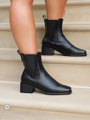Simmi London Black Tyler Block Heel Chelsea Boots - Image 1 of 4