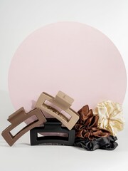 Brush Works Natural Hair Clip & Scrunchie Set (Worth £15) - Image 4 of 4