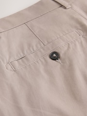 Champiñón - Pantalones cortos chinos con diseño plisado - Imagen 4 de 4