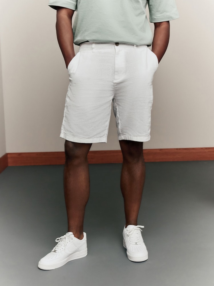 Blanc - Short chino à taille élastique en lin - Image 2 of 8