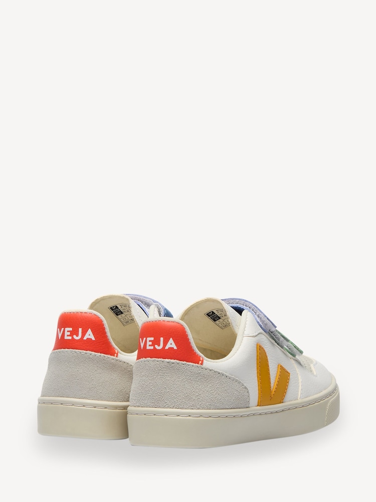 Veja Small White Trainers - Image 3 of 3
