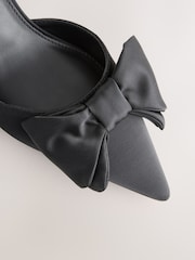 أسود - حذاء بكعب ومقدمة مدببة وحزام كاحل خلفي من تشكيلة Forever Comfort® - صورة 9 من 9