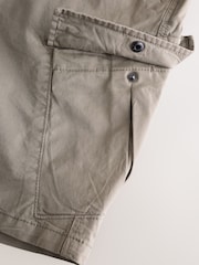 Sage Green Elasticated Waist Cargo Shorts - Image 9 of 10