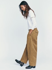 Gul - Anthropologie Pilcro Aero Wide-Leg Chino Trousers - Bilde 3 av 5