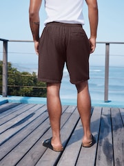 Burgunderrot - Shorts aus 100% Baumwolle mit Struktur und Kordelzug in der Taille - Image 3 of 9