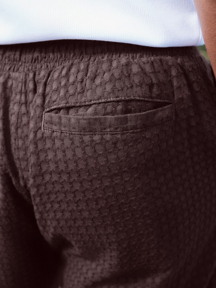 Burgunderrot - Shorts aus 100% Baumwolle mit Struktur und Kordelzug in der Taille - Image 4 of 9