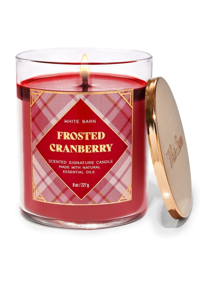 Bath & Body Works Frosted Cranberry Single Wick Candle 8 oz / 227 g - Image 1 of 1