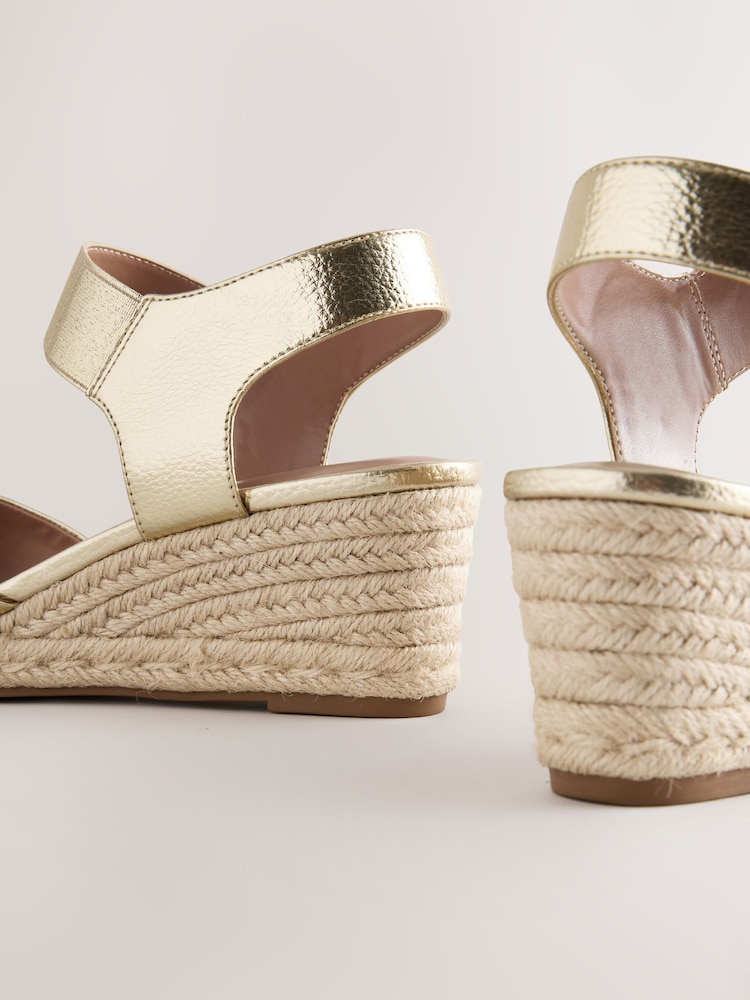 Gold Standard Fit Forever Comfort® Round Toe Elastic Strap Detail Wedges - Image 6 of 8