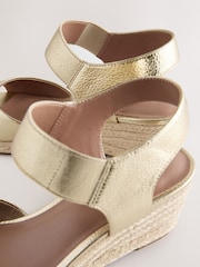 zlata (barva); zlato - Forever Comfort® okrogli prsti elastični trak detajl čevlji s polno peto - Slika 9 iz 9