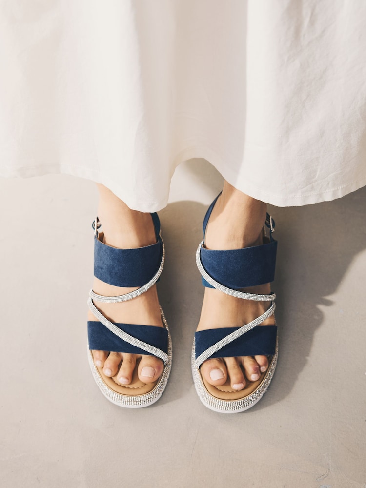 Azul marino - Forever Comfort® Leather Bling Detail Slingback Sports Wedge Sandals - Imagen 2 de 9 Azul marino - Forever Comfort® Leather Bling Detail Slingback Sports Wedge Sandals - Imagen 2 de 9