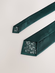 Green Textured Tie And Pocket Square Set - Image 3 of 4