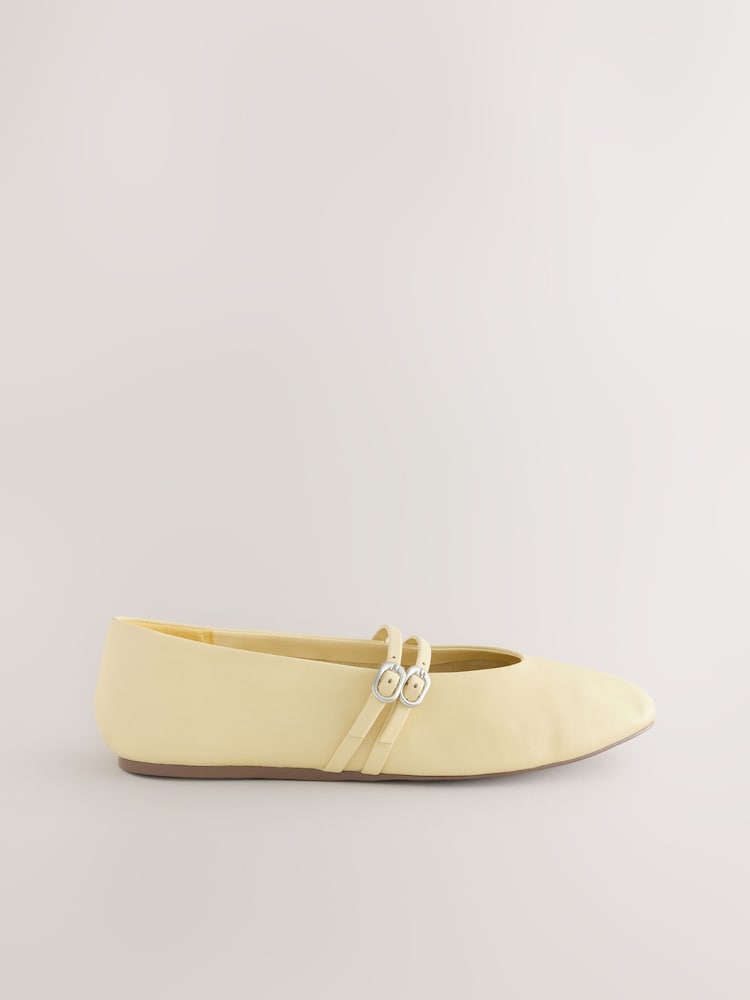 Buttermilk Yellow Standard Fit Forever Comfort® Leather Round Toe Mary Jane Shoes - Image 3 of 5