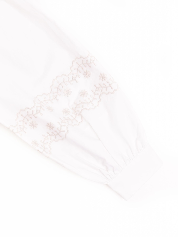Nicole Miller Cream Embrodery 100% Cotton Blouse - Image 7 of 8