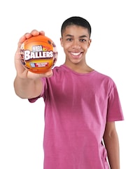 Zuru 5 Surprise S1 Capsule NBA Ballers 2 Pack - Image 5 of 6
