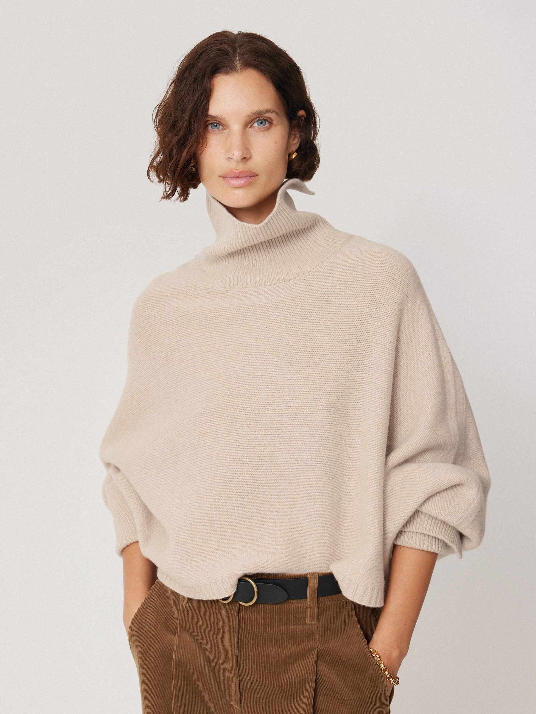【新品】ella poncho jersey pullover (ivory) Jigsaw Cream Merino Poncho Jumper | Laura Ashley