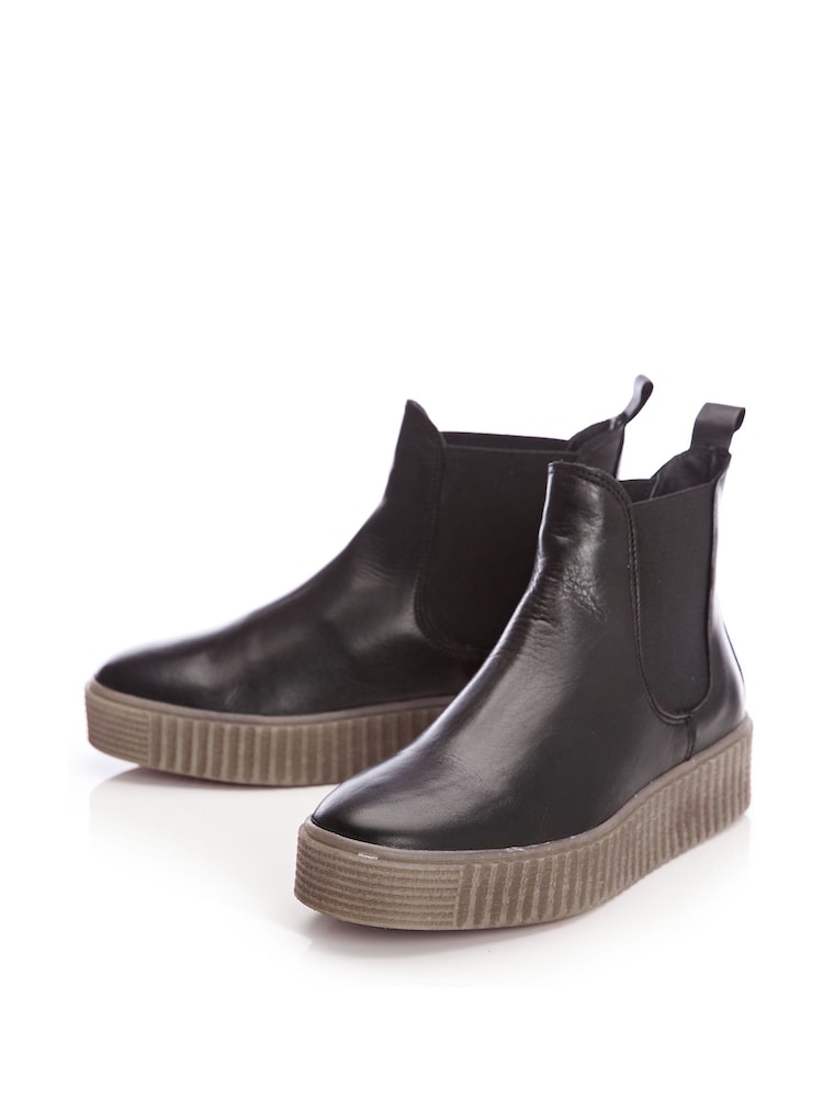 Moda In Pelle SH Illom Leather Chelsea Flexible Side Panel Boots - Image 3 of 3